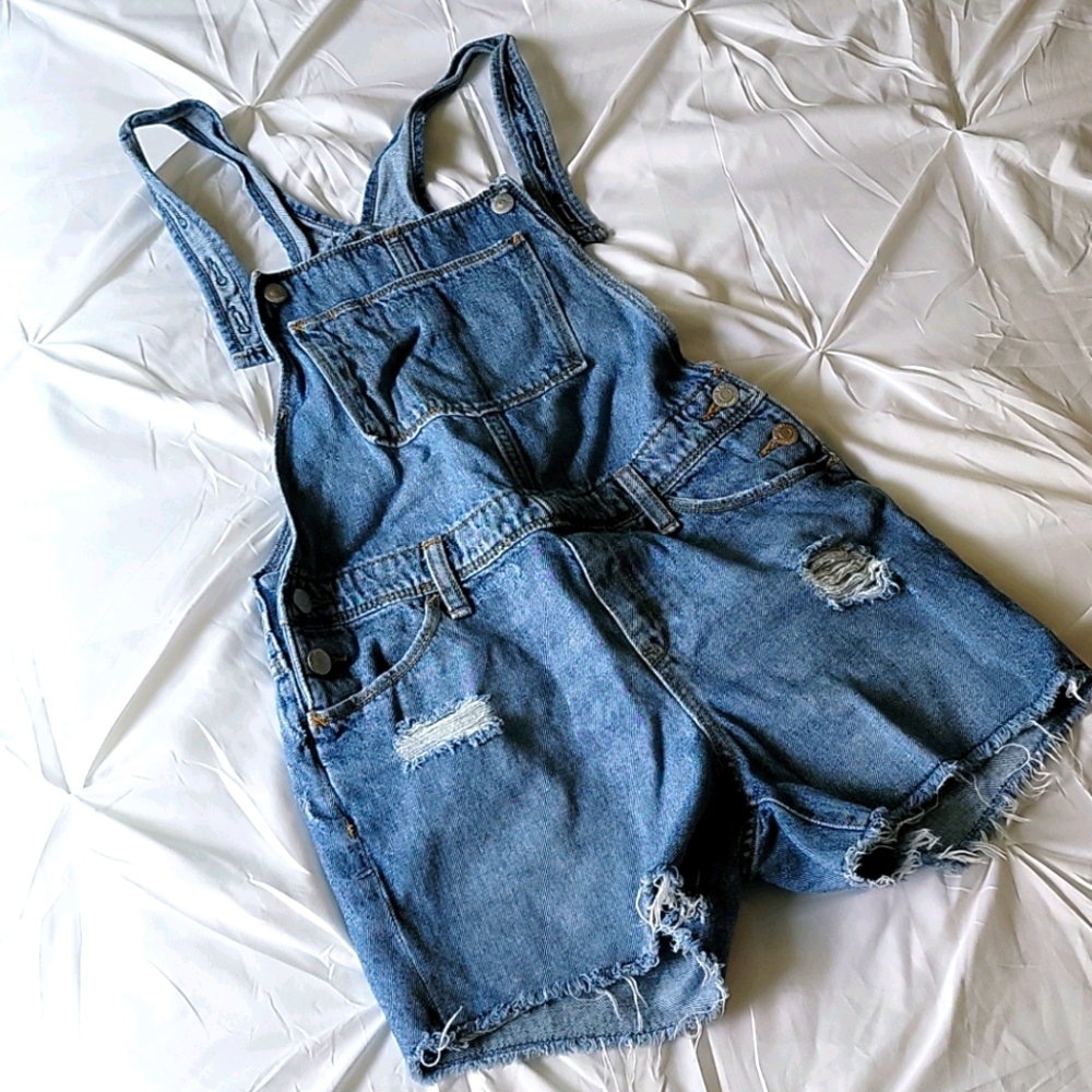 Girl short overalls